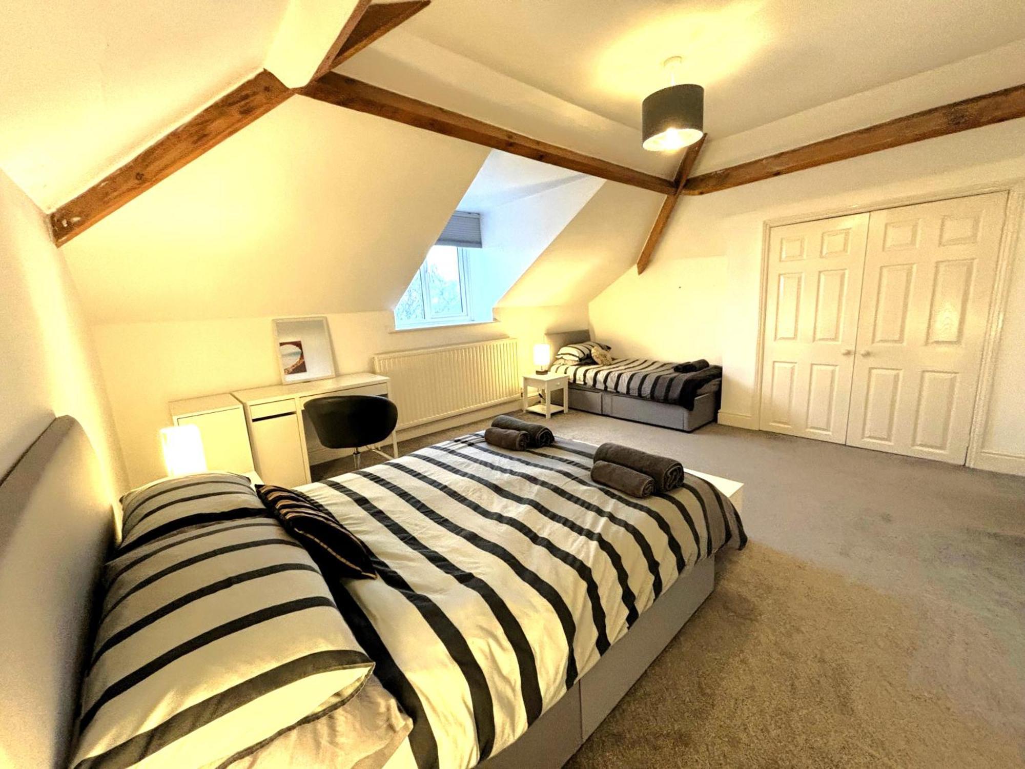 Clifton Spacious 3 Bed Apt & Parking - Simplycheckin Bristol Esterno foto